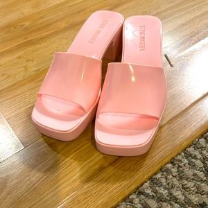 Never worn!!! Steve Madden baby pink jelly “Barbie” shoes